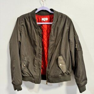 Women's Charlotte Russe Olive-Green Collared Bomber Jacket in Large